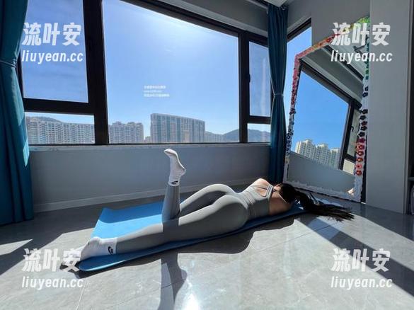 120斤的小王同学 微密圈 - 120斤的小王同学和他的红色套装——免费原图还来得及舔屏吗?
