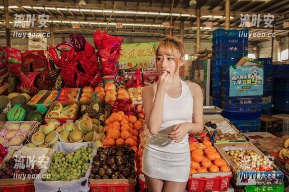 AISS爱丝(黄金版) - 索菲写真：说好的人人都爱，难道我不算？