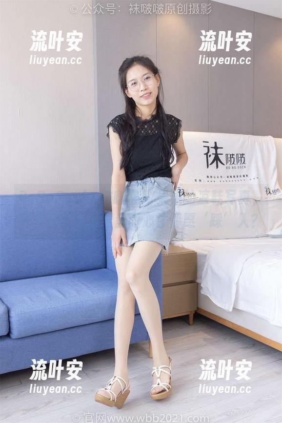 BoBoSocks袜啵啵 - 果果的凉鞋写真，有多少人因为网盘而心甘情愿‘踩’入？