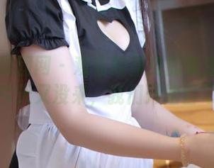 GIRLT果团网 – 观看酸酱兔的教室图包：老师今天又没来，我们开始自习了！