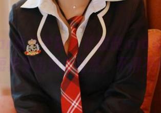 MFStar模范学院 – 徐微微mia最新写真集，短裙穿出如此自然，不得不夸啊！