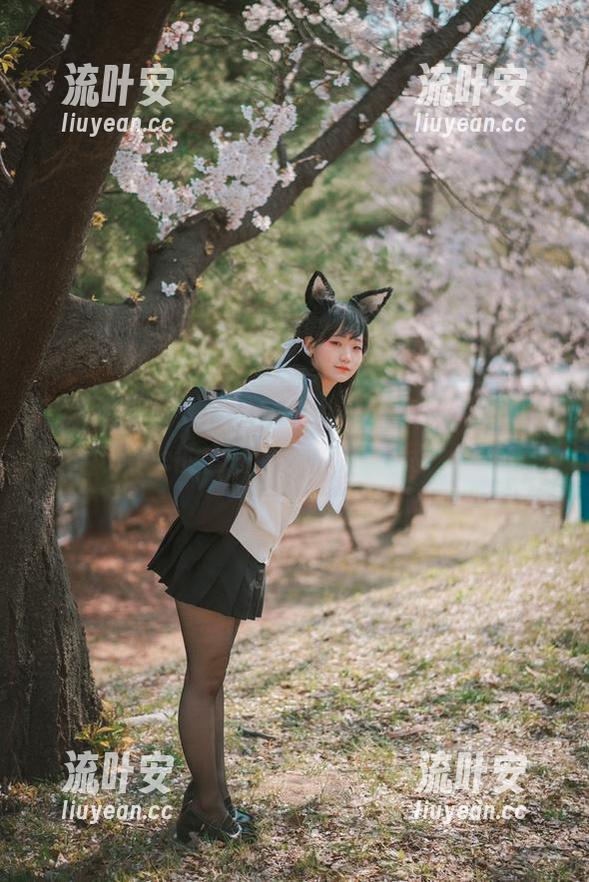高清追寻者：Mimmi(밈미)总有办法把Nicole的套图变得更‘无尽’！