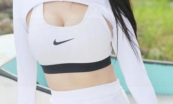 MyGirl美媛馆 – Angela喜欢猫的体操服写真：高清解读运动的雅致和……偶尔的摔倒！