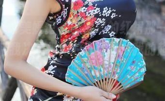 MyGirl美媛馆 – 王馨瑶的红裙那一刻，更新后我决定把她的气场转成我的超能力，哈哈！