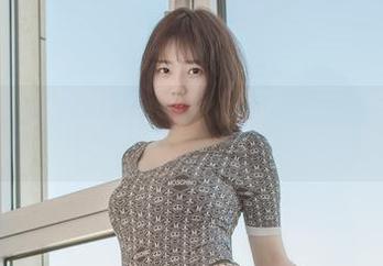 MyuA(뮤아)的新作KoreanRealgraphicNO.18，在线美图引我疯狂追随中！