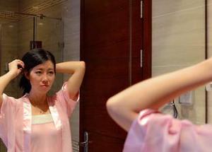 PANS写真 – 劈腿不如下载安安的体操服作品集，保证让你从此爱上瑜伽垫！