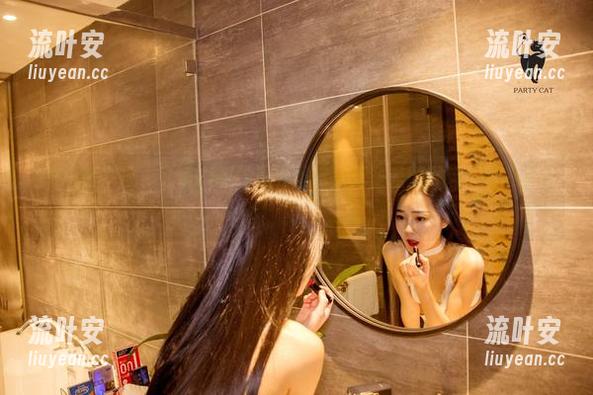 PDL潘多拉-可乐Vicky PDL潘多拉 - 可乐Vicky的万圣节:无圣光地探险,图集来了!