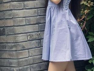 TouTiao头条女神 – 在这种界限微妙的礼服里，套图里的刘瑾希太让人期待了