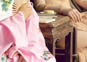 UGirls尤果网 – 好奇白熙萌的套装写真，能让多少人对“搭配”这个话题再思考一遍？