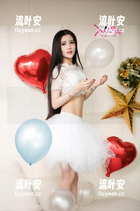 UGirls尤果网 - 旅行与免费原图的奇妙结合，禅叽zankii一边拍照一边奋斗为了避免被风吹走！