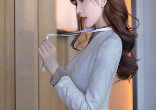 Xiuren秀人网 – 草，卡卡酱的在线美图，透露的“秘密”也太让人好奇了吧