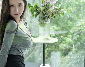 Xiuren秀人网 – 走近外科TEL的私密空间：原图与精选揭示浴室真相