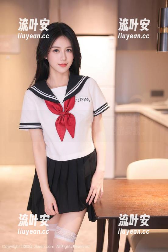 Xiuren秀人网 - 小热巴的户外写真合集：说好不羡慕，但眼神已经出卖我。