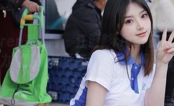 Xiuren秀人网 – 江淑影river的毛衣套图魔力，下载后可能会让你觉得浑身舒服