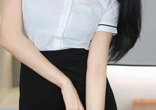 Xiuren秀人网 – 私拍白裙合集：邹晶晶女王勇敢做自己，裙子也在暗恋她的主动