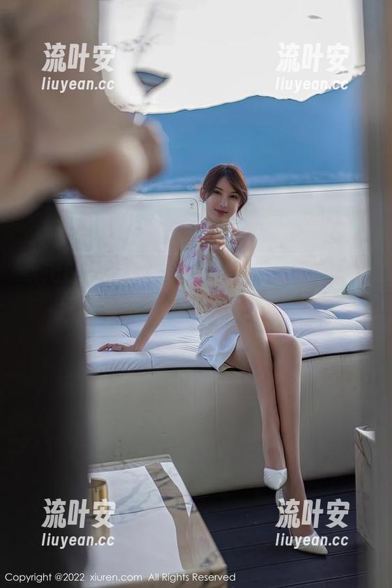 Xiuren秀人网 - 金允珍呐，泳装写真在手，脑海里却只剩海风的声音。