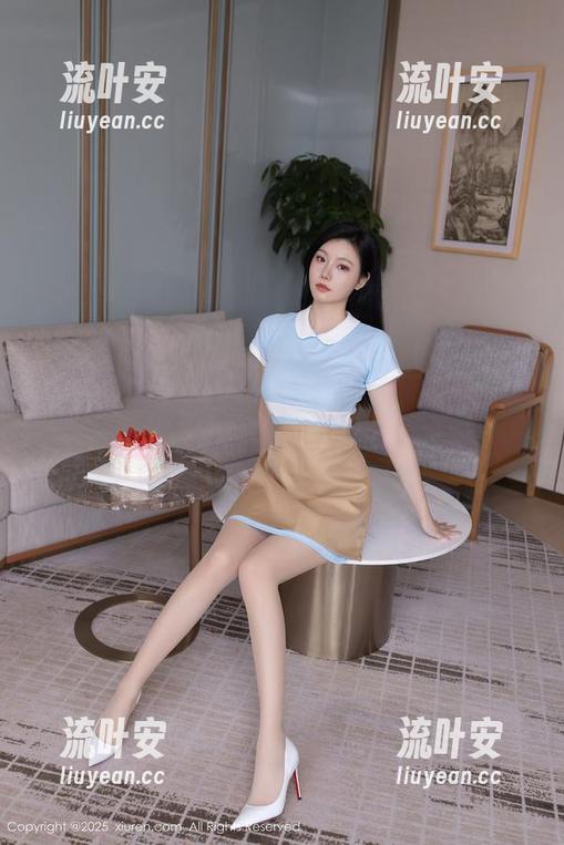 Xiuren秀人网 - 超级好奇——连衣裙里，陈舒羽藏了啥？私拍大揭秘！