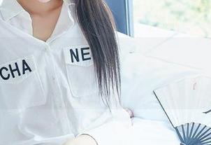 YouMi尤蜜荟 – 王紫琳在夏日的写真里，难道她是直接从海滩走出来的神仙吗？
