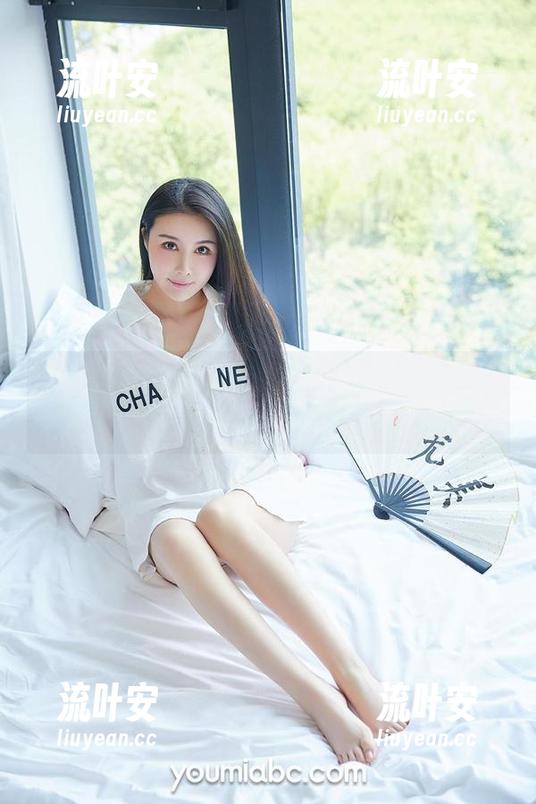 YouMi尤蜜荟 - 王紫琳在夏日的写真里，难道她是直接从海滩走出来的神仙吗？