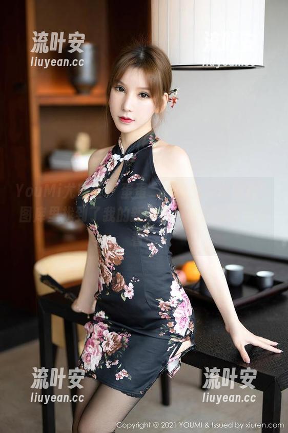 YouMi尤蜜荟-蛋蛋_egg YouMi尤蜜荟 - 蛋蛋_egg的写真足迹:图库里找到了我的新审美,裸足就该这么看!