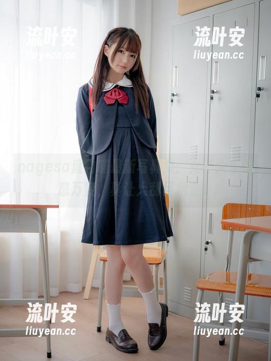nagesa魔物喵最新写真集：女子大生瞬息万变，真让人刮目相看！