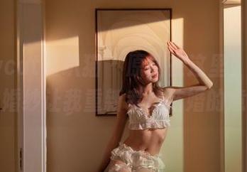 partycat轰趴猫 – 原图在这里，艾小青的婚纱让我重新考虑结婚的意义