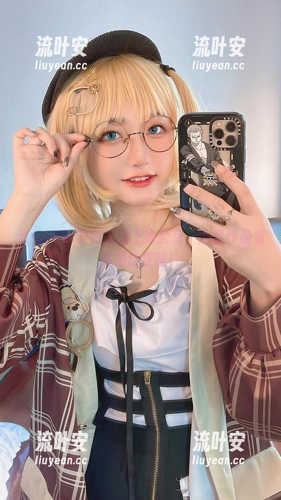 当roroki骷髅姬遇上办公室，全套作品竟然如此撩眼！