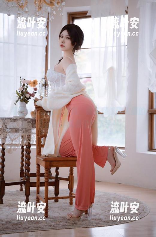 观看一北亦北的图包，确认玛修同人服的设计人其实是个段子手！