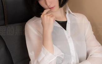 照片里的黑修女：一小央泽玩味无禁忌
