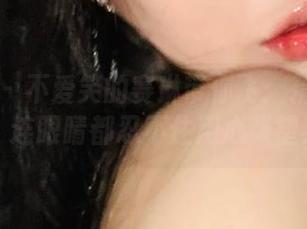 微密圈 – 不爱笑的赛琳带你飞：精选美图，连眼睛都忍不住用心张望！