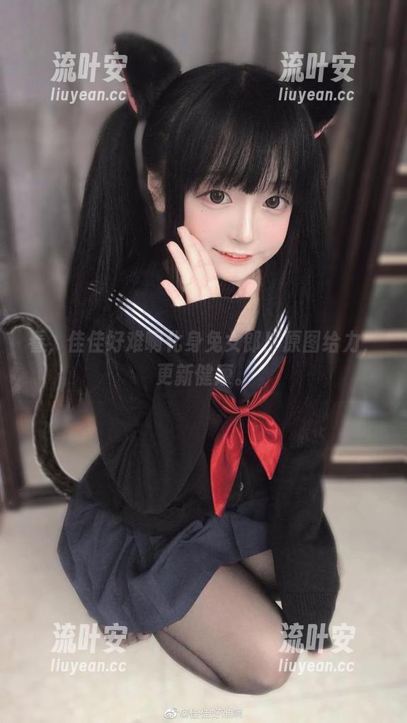 佳佳好难啊 看,佳佳好难啊化身兔女郎!原图给力,更新健康。