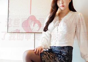 嗲囡囡 – 这些图片里，SiByl李思宁的红裙提升了我的审美，我必须收藏合集！