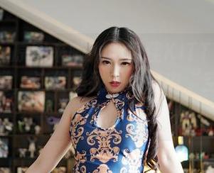嗲囡囡 – 原图来啦！施忆佳KITTY的空姐风，没错，这位是我的心目中“空中女神”。