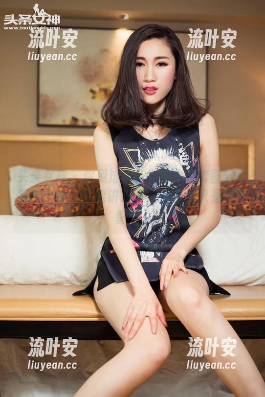 头条女神 - 你见过李菲儿的白裙套图分享吗？说不定它能讲故事，或者我只是想念夏天。