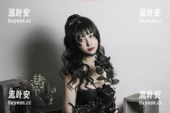 高清细节满分，奇行家狗崽领衔的秘书角色下载看起来还挺有意思