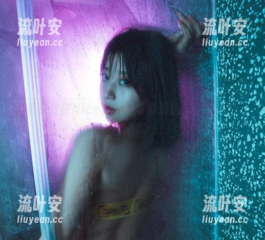 不看奈汐酱Nice的美腿写真精选，你就OUT了！