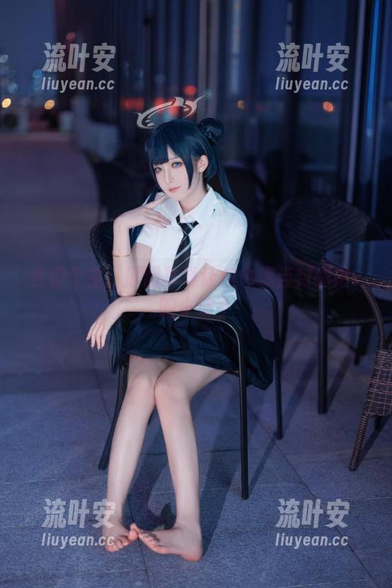 封疆疆v 君你个主:原图写真让你也想当封疆疆v的小助手
