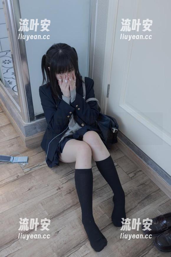 少女秩序 - 白裙子的优雅+乐栀的灵气，真的是写真届的完美搭配！