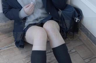 少女秩序 – 写真集里的小葵，红裙那么好，资源可是我心中的绝配啊！