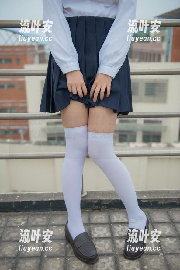 少女秩序 - 小鱼的定制小世界：在居家萝莉少女的派对上，喵星人的参与太重要了！