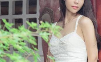 尤果网 – 写真里的金子熙，双腿似乎在说：“快来哦，但绝不能追上我！”