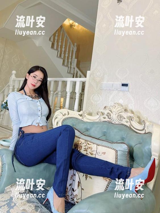 张老师 微密圈 - 张老师在私房写真中扮演护士,果然很难猜测她的真实意图。