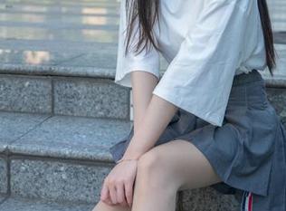 梦丝女神 – 新图包上线！玥玥秘籍，聊聊怎样将礼服穿出高级感？
