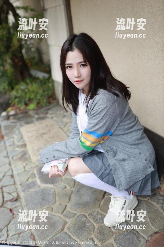 模范学院 - SiByl李思宁牛仔裤事件，我的美图意识快要崩溃了——要不要同步更新我的衣柜？