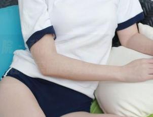 模范学院 – 私拍优优美腿合集，我到底是在看美腿还是在看腿后？