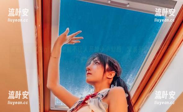 套图里的樱晚gigi，怎能不让人开始小小幻想，常系列-初夏梦回可真会玩。