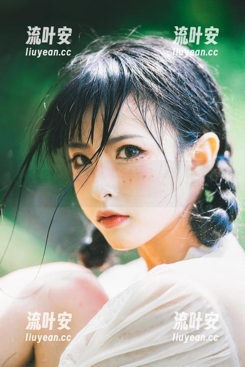 清水由乃 清水由乃来啦!粉色高清,让我的心情也瞬间变粉嫩!