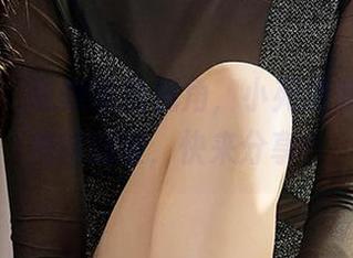 爱尤物 – 随意切换视角，小苑嫣短裤里的美图别致，快来分享！