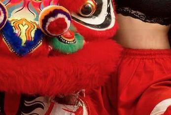 爱尤物 – 马乐乐、旗袍和无尽的壁纸灵感，由原图开始