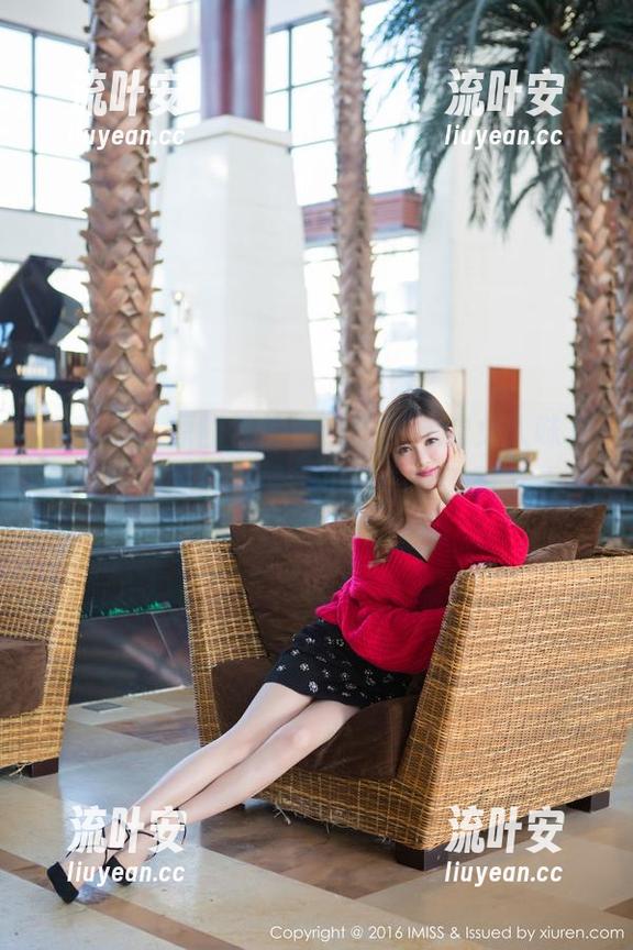 爱蜜社-小热巴 爱蜜社 - 原图里的小热巴,她的女人味儿真服气,照片就像是把每一寸都藏了心事。